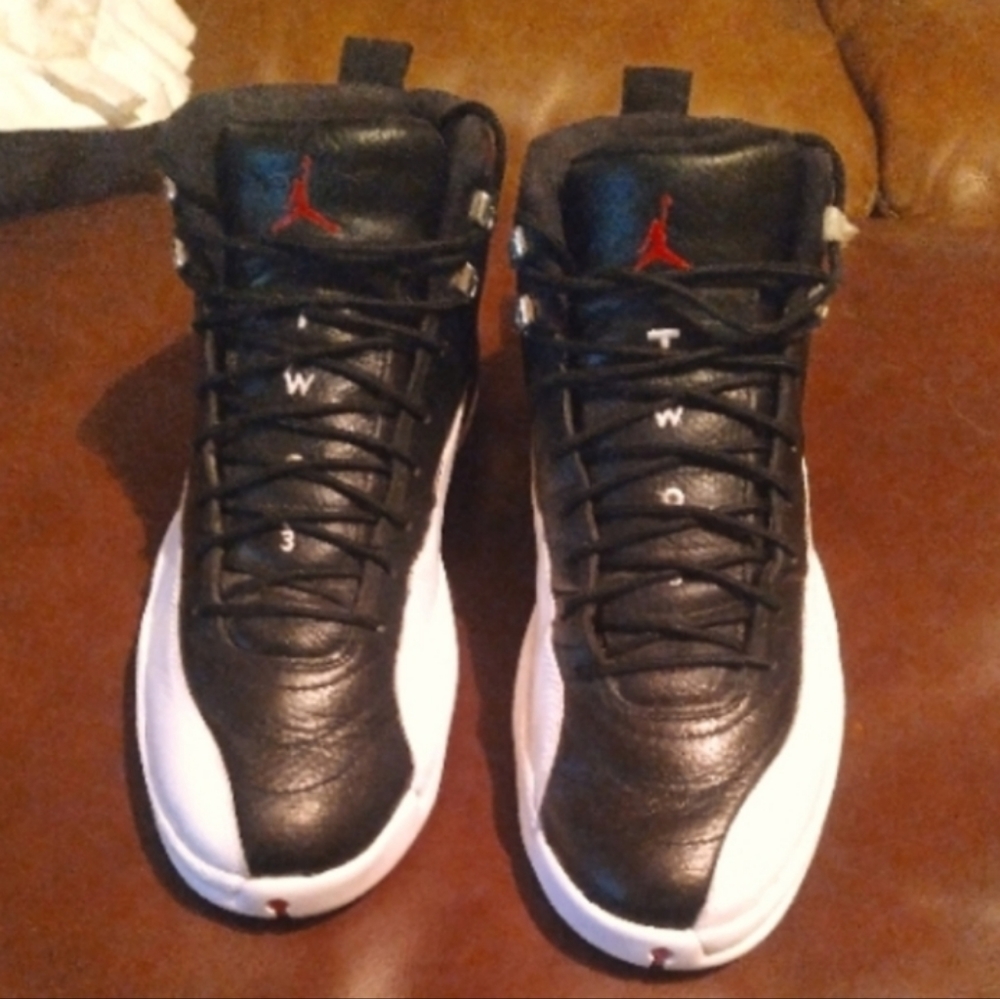 Jordan Retro 12 Playoffs
